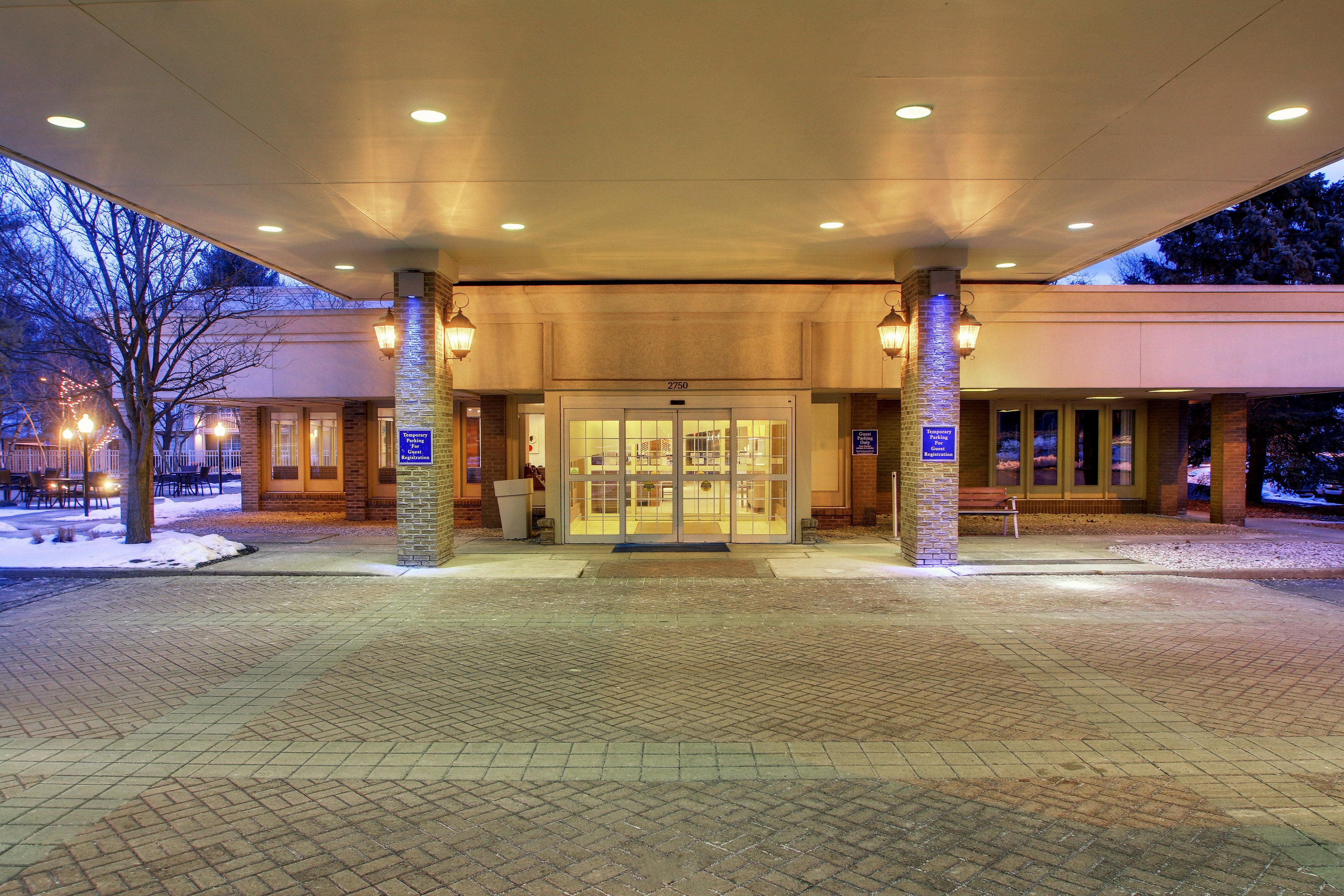 Holiday Inn Express Poughkeepsie By Ihg Exterior foto