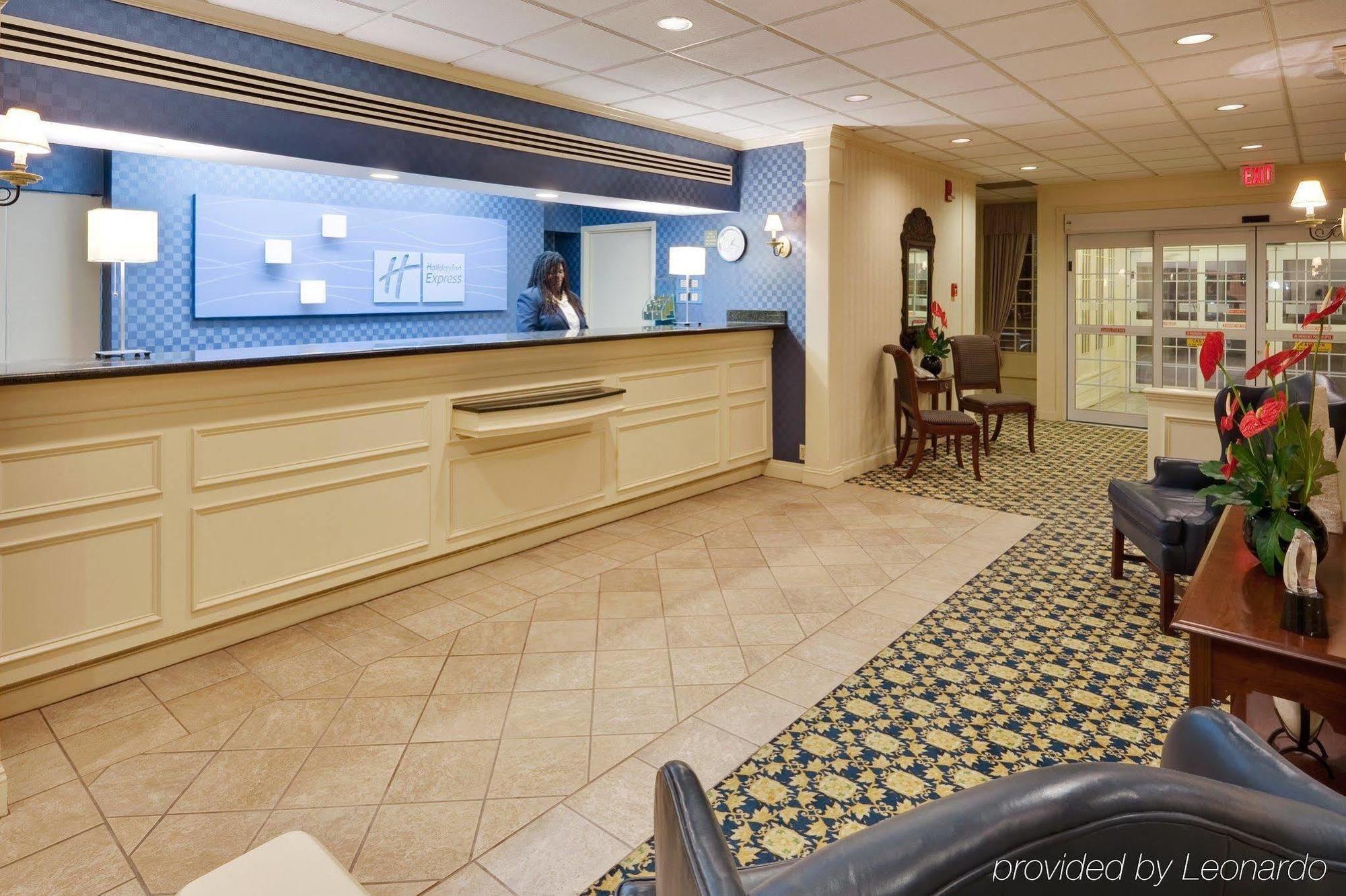 Holiday Inn Express Poughkeepsie By Ihg Exterior foto