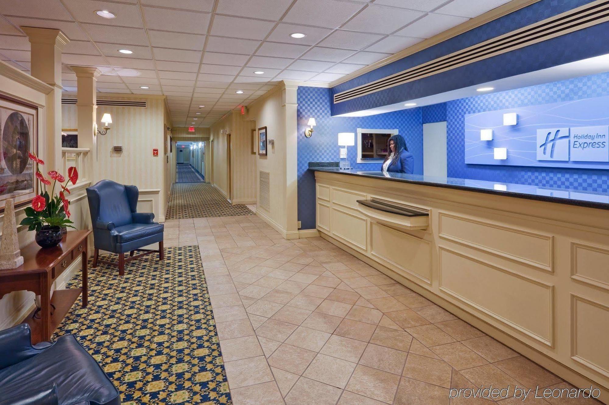 Holiday Inn Express Poughkeepsie By Ihg Exterior foto
